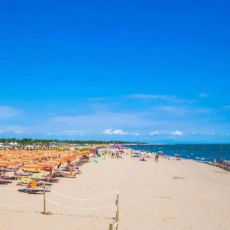 Lovely Flat On The Shores Of Apartment Rosolina Mare