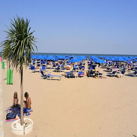 Apartment Lovely Flat On The Shores Of